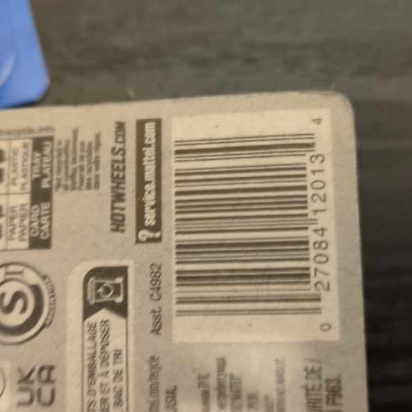 Mattel Hot Wheels Batman Car - Purple and Black - Picture 3 of 3